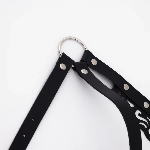 Черная резная портупея с клепками Черная резная портупея с клепками