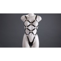 Чёрное лакированное боди-сбруя Чёрное лакированное боди-сбруя