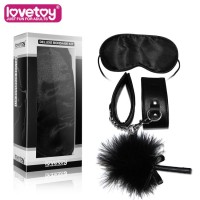 Набор эротических аксессуаров: маска, пуховка и наручники Набор эротических аксессуаров: маска, пуховка и наручники