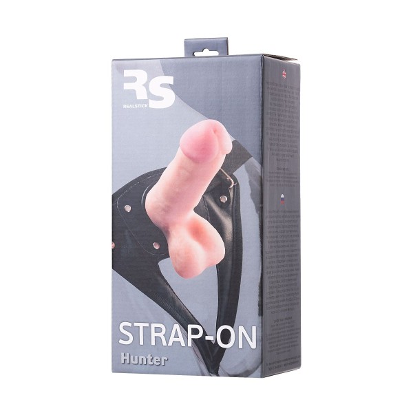 Телесный страпон на трусиках Realstick Hunter - 14,5 см