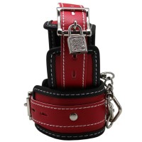 Красно-черные регулируемые наручники с фиксацией на карабинах Красно-черные регулируемые наручники с фиксацией на карабинах