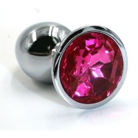 Серебристая алюминиевая анальная пробка с ярко-розовым кристаллом - 6 см. Серебристая алюминиевая анальная пробка с ярко-розовым кристаллом - 6 см.