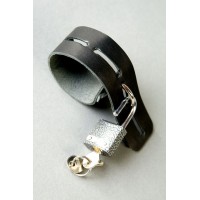 Сбруя на фаллос из чёрной кожи Сбруя на фаллос из чёрной кожи