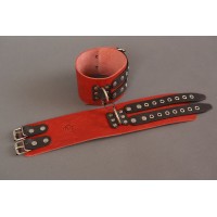 Широкие красно-черные наручники без подкладки