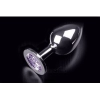 Большая серебристая анальная пробка с круглым кончиком и ярким сиреневым кристаллом - 9 см. Большая серебристая анальная пробка с круглым кончиком и ярким сиреневым кристаллом - 9 см.