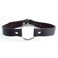 Коричневый кожаный кляп с металлическим кольцом