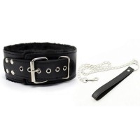 Черный ошейник с меховой подкладкой и поводком Черный ошейник с меховой подкладкой и поводком
