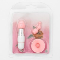 Белый вибратор-брелок с 3 сменными насадками Белый вибратор-брелок с 3 сменными насадками