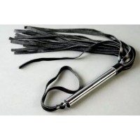 Флоггер с металлической ручкой Флоггер с металлической ручкой