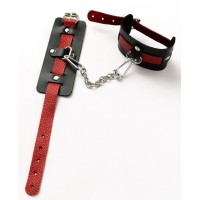 Черные оковы с красным декором и заклепками Черные оковы с красным декором и заклепками