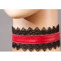 Красный ошейник с черным кружевом Красный ошейник с черным кружевом