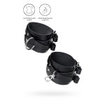 Черные кожаные оковы с двумя перекрёстными ремешками