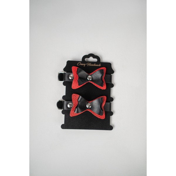 Черно-красные кожаные наручники с бантиками Черно-красные кожаные наручники с бантиками