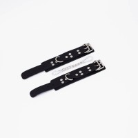 Черные кожаные наручники с регулируемыми ремешками Черные кожаные наручники с регулируемыми ремешками