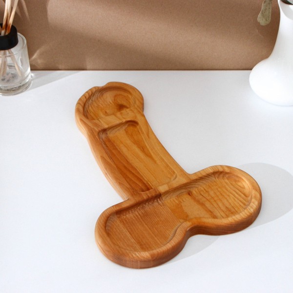 Деревянное блюдо для подачи в форме члена (32,5 х 20 х 1,7 см)